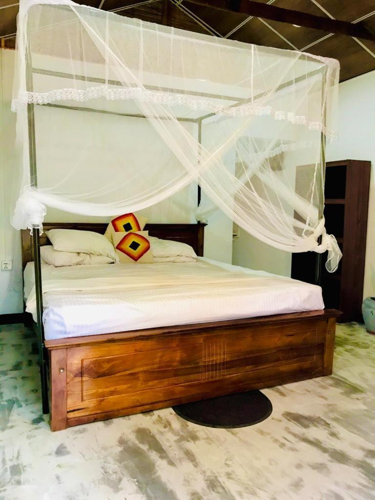 Freedom192 Hotel Weligama Eksteriør billede